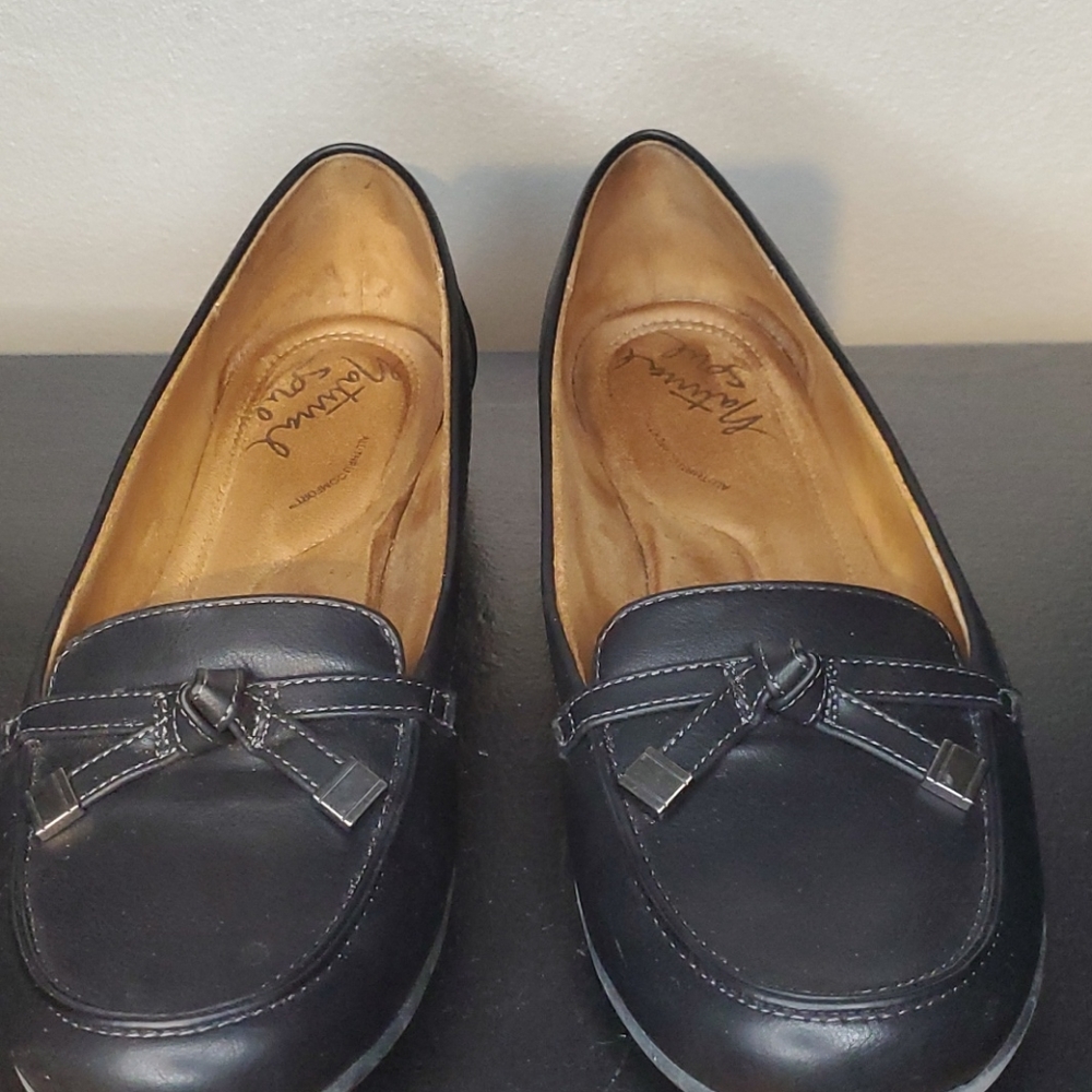 Black flats
